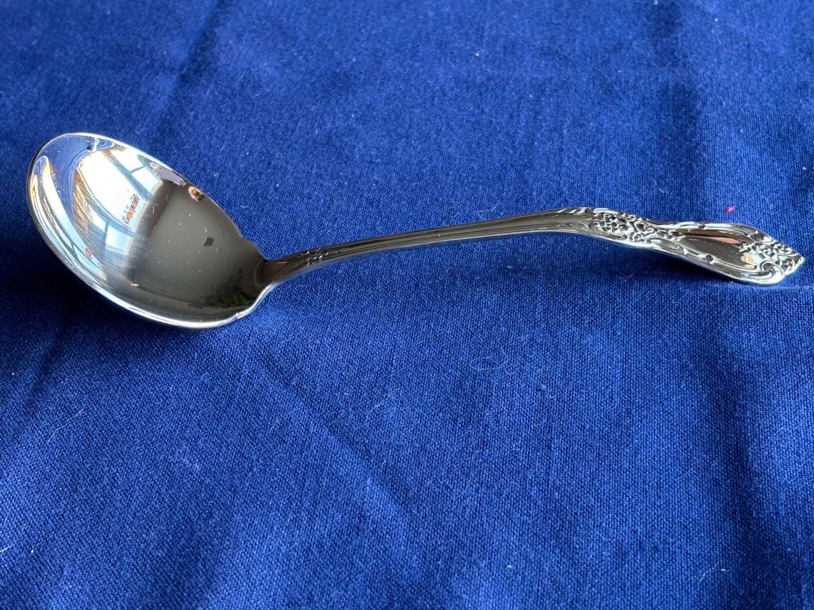 5 pc Hostess Set w/ Ladle, Kennett Square Stainless Flatware, Oneida Distinction
