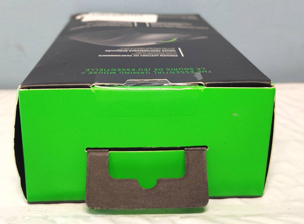 Razer DeathAdder Essential Wired Optical Gaming Mouse 6400 DPI - New! Sealed!