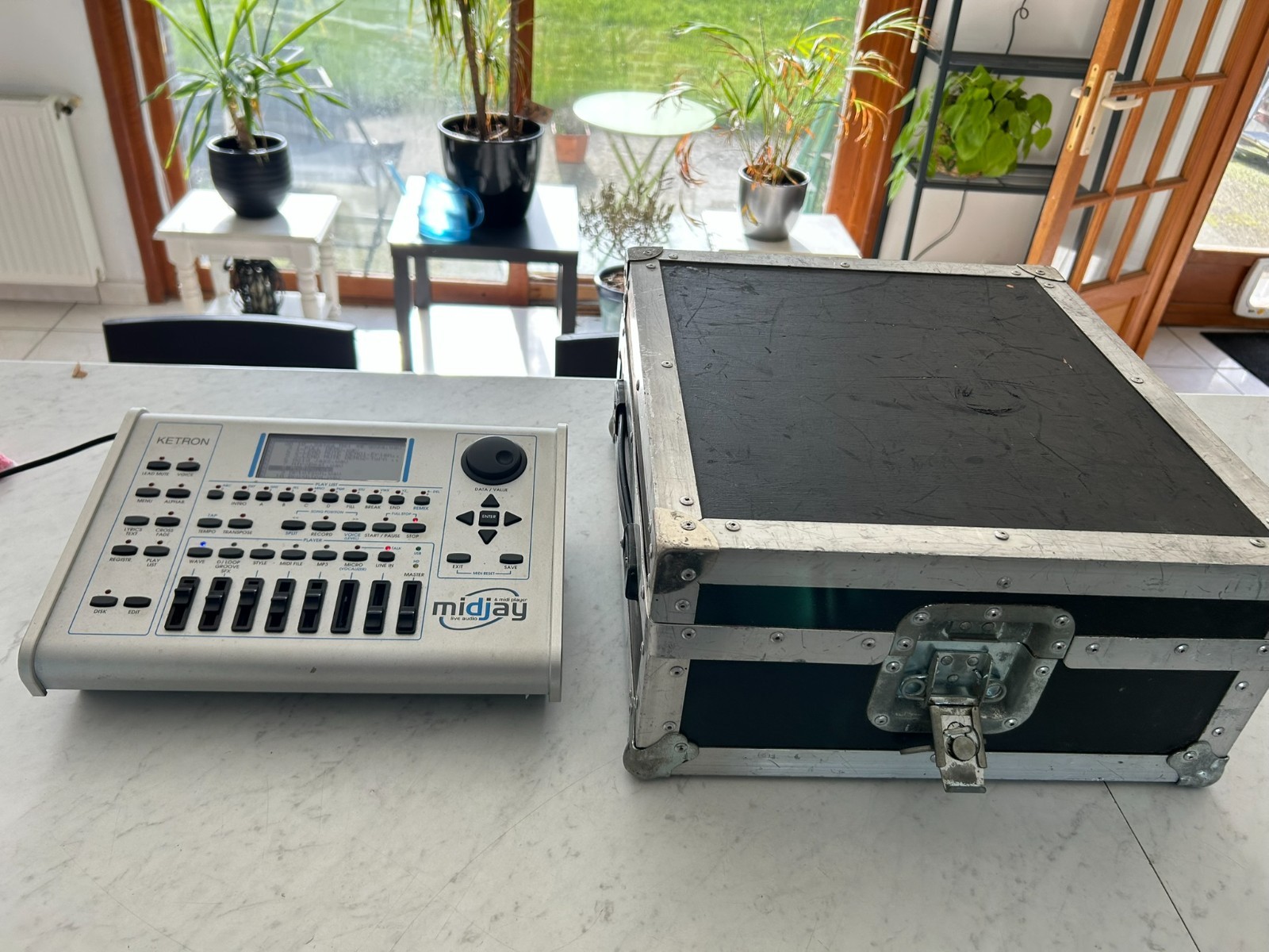 Ketron Midjay