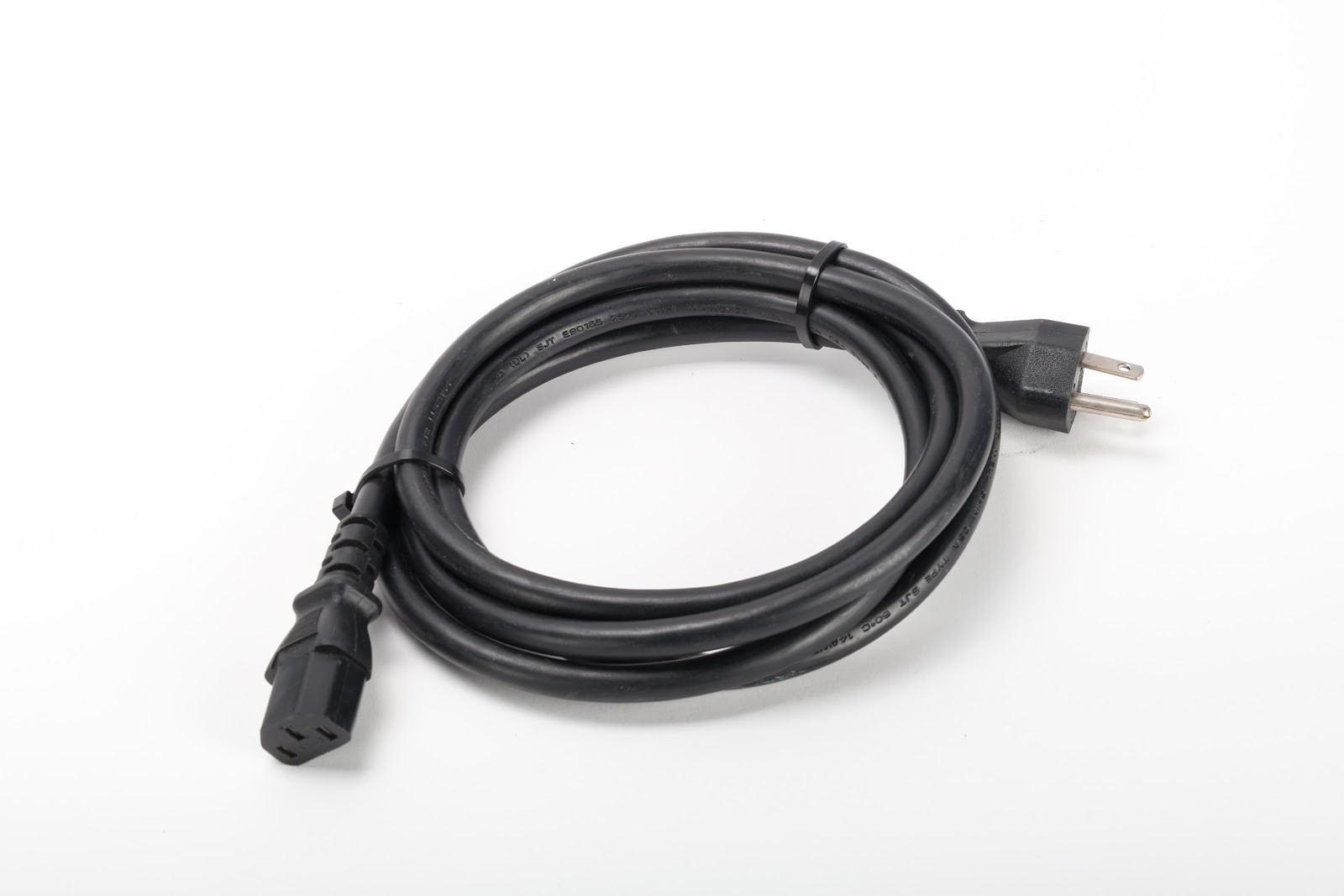 Chroma 7123 Display Color Analyzer With AC Power Cable