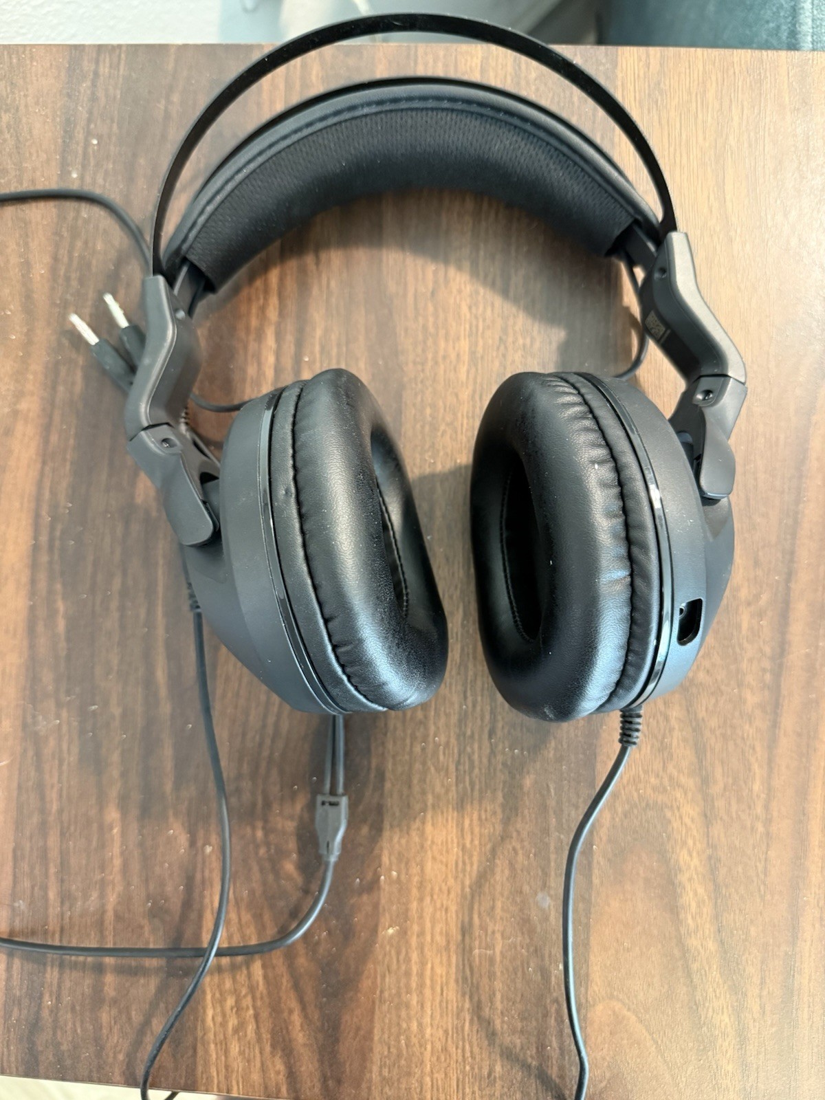ROCCAT Elo Wired Over-Ear Gaming Headset Black 3.5mm *MISSING BOOM MIC*