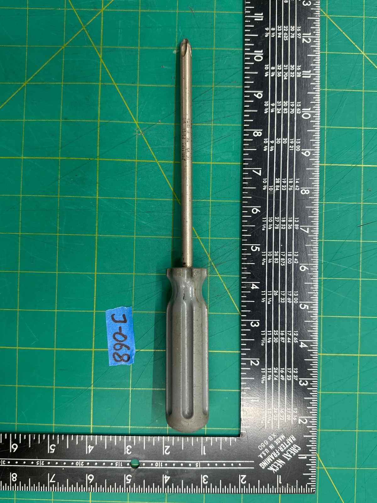 Vintage 10" Phillips Point No.3 Screwdriver #2057231 Gray Plastic Handle, USA