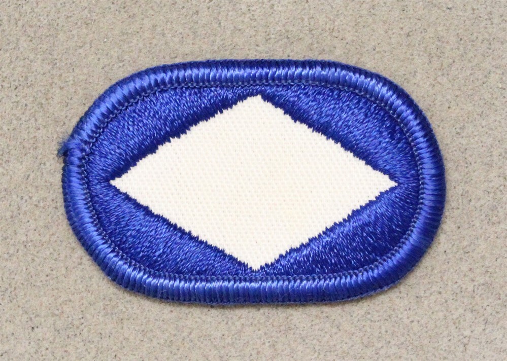 Airborne Oval Patch 917: XVIII Airborne Corps - merrowed edge