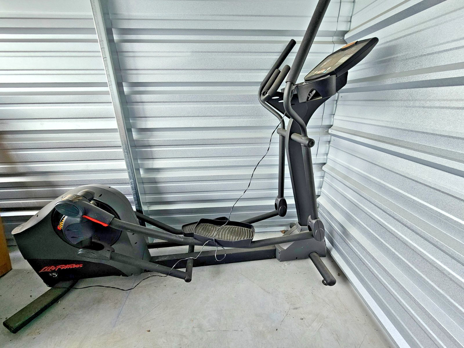 Elliptical LifeFitness  X5i  Local Pickup Only