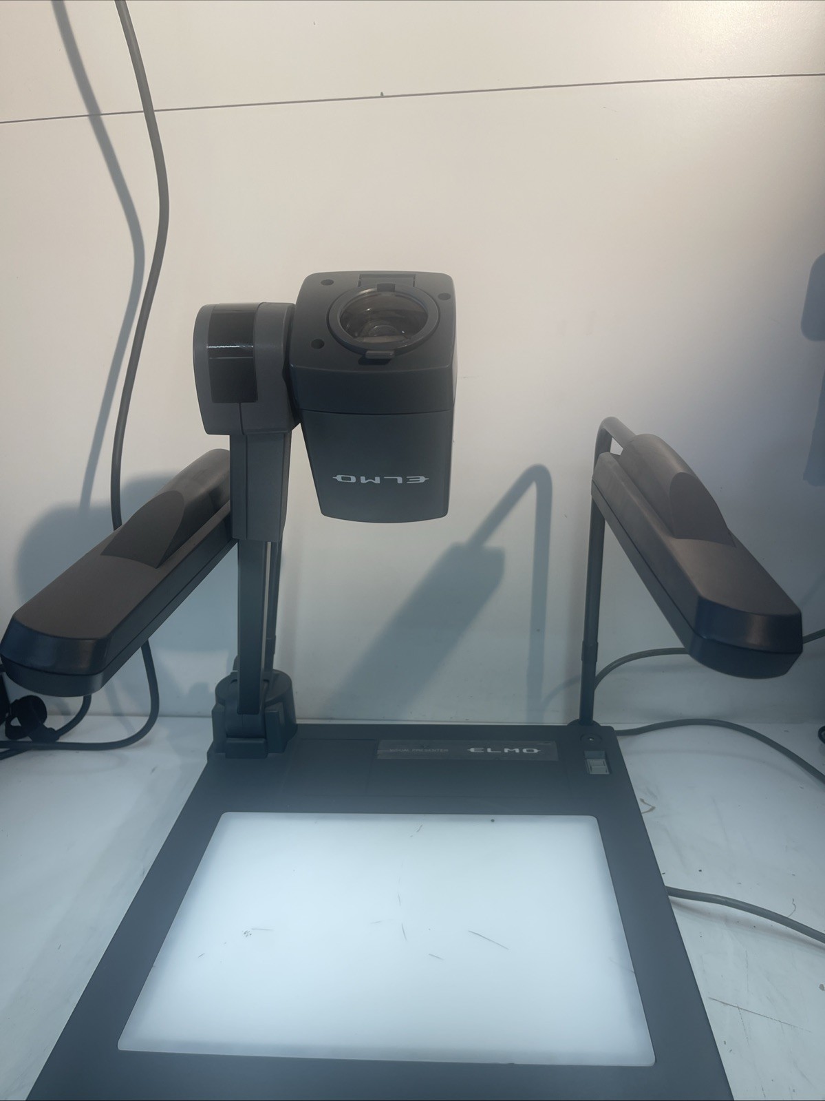Elmo Visual Presenter HV-5000 XG
