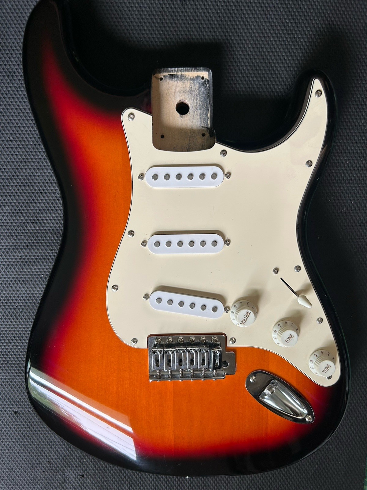 Fender Squier SE Stratocaster Loaded Guitar Body MINT