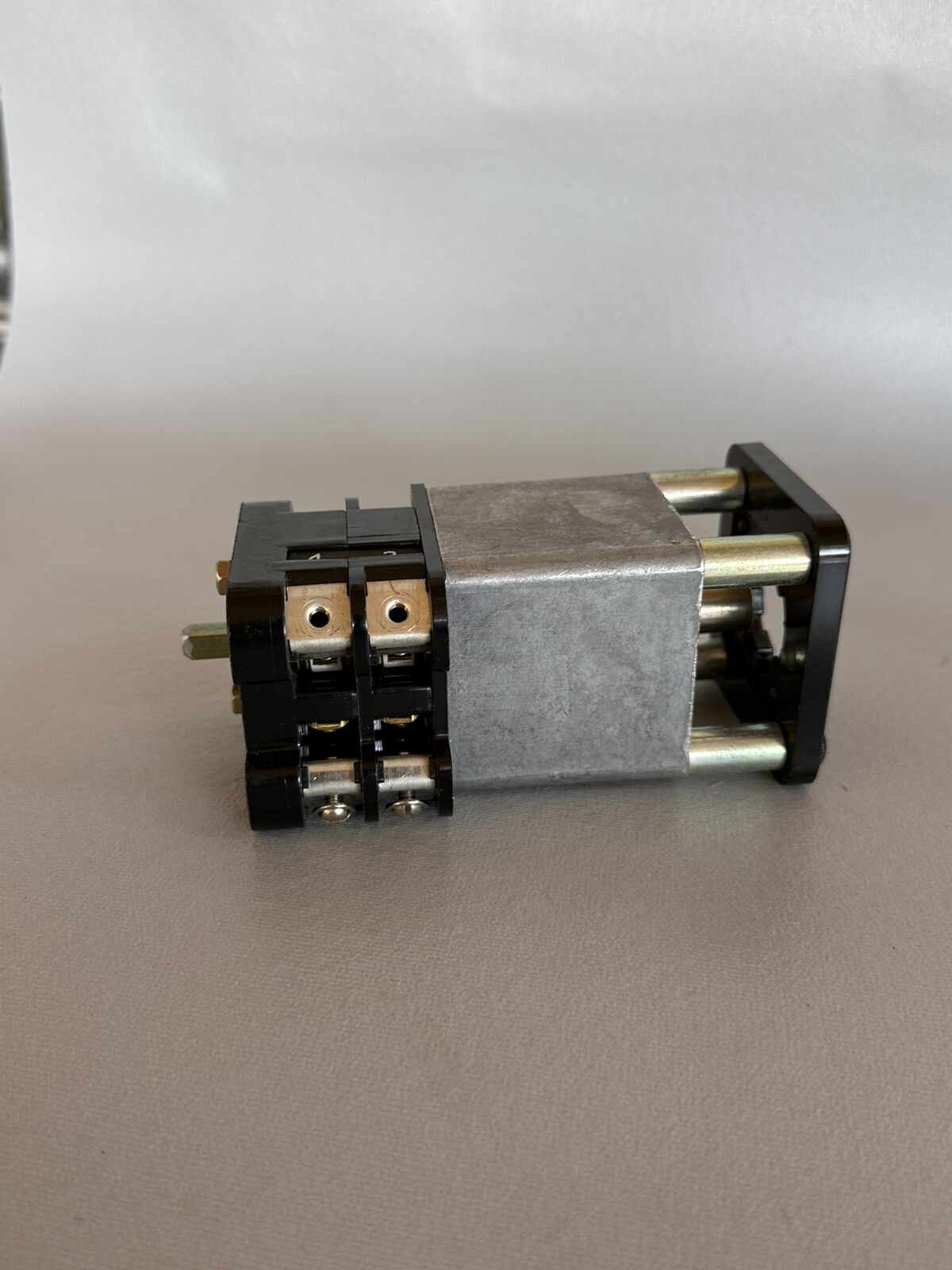 General Electric Ge SBM 10CE275 Rotary Cam Switch