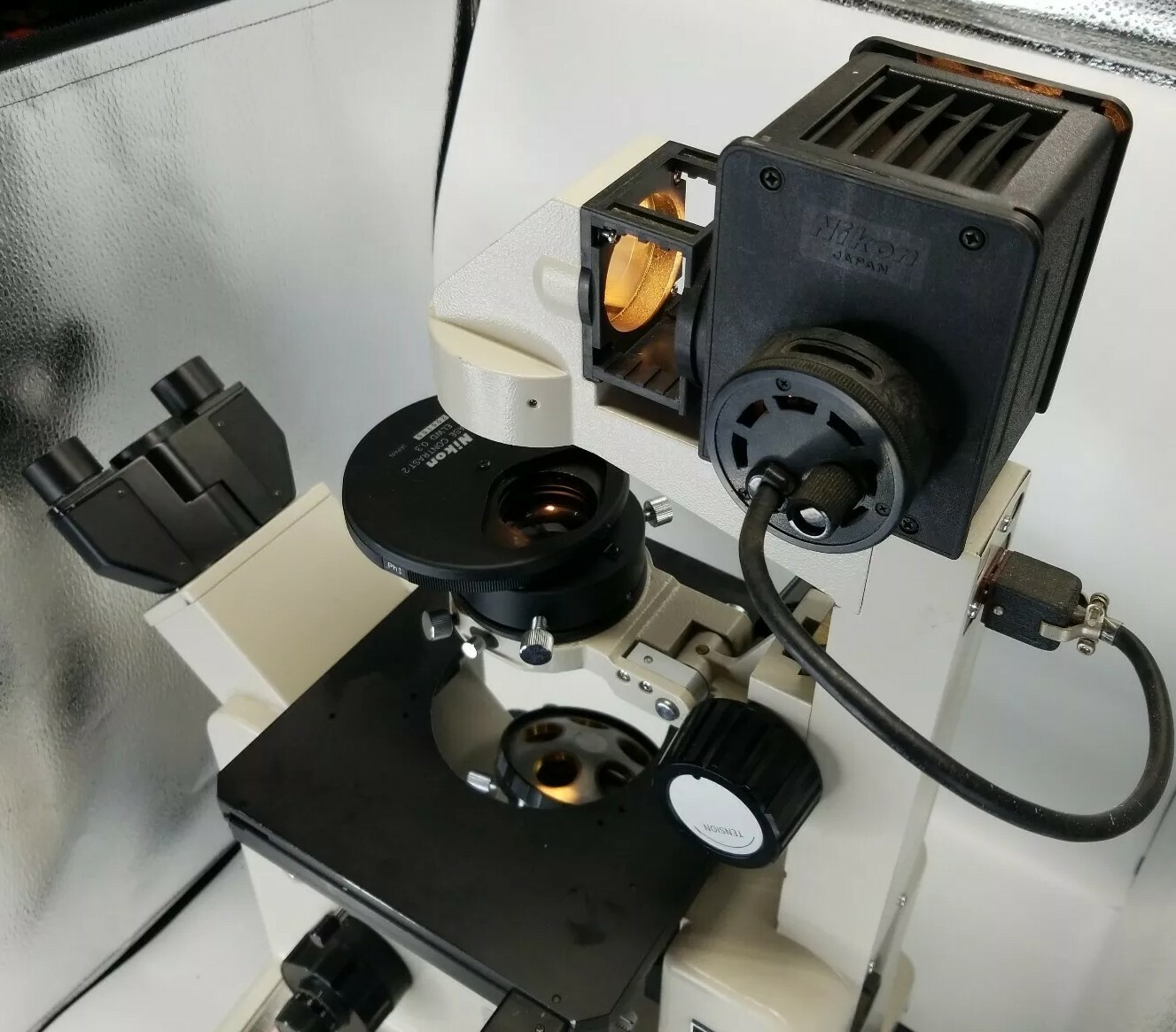 Nikon Diaphot Inverted Phase Contrast-2 ELWD 0.3 Microscope 803450