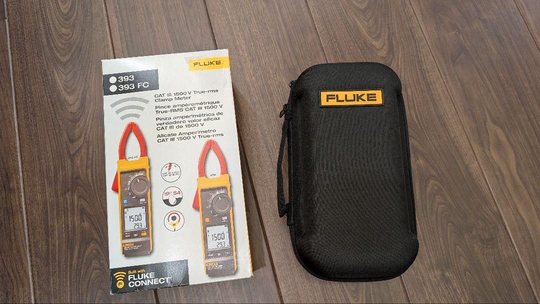 Fluke 393 FC True RMS Clamp Meter 1500V CAT III, Compact IP54 Rated NEW