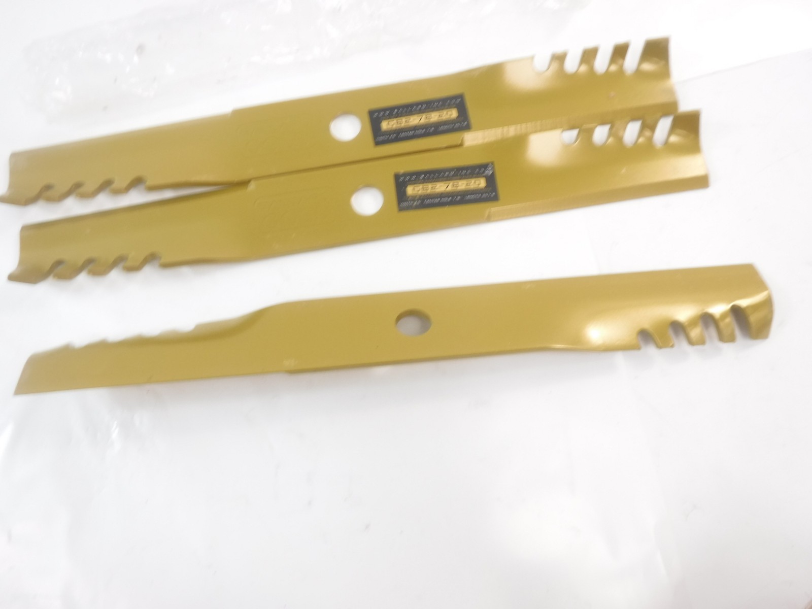3 Pack Ballard 20-7/8"L x 2.5"W x 7/8"Hole x .250"Thick Gold Hybrid Mower Blades