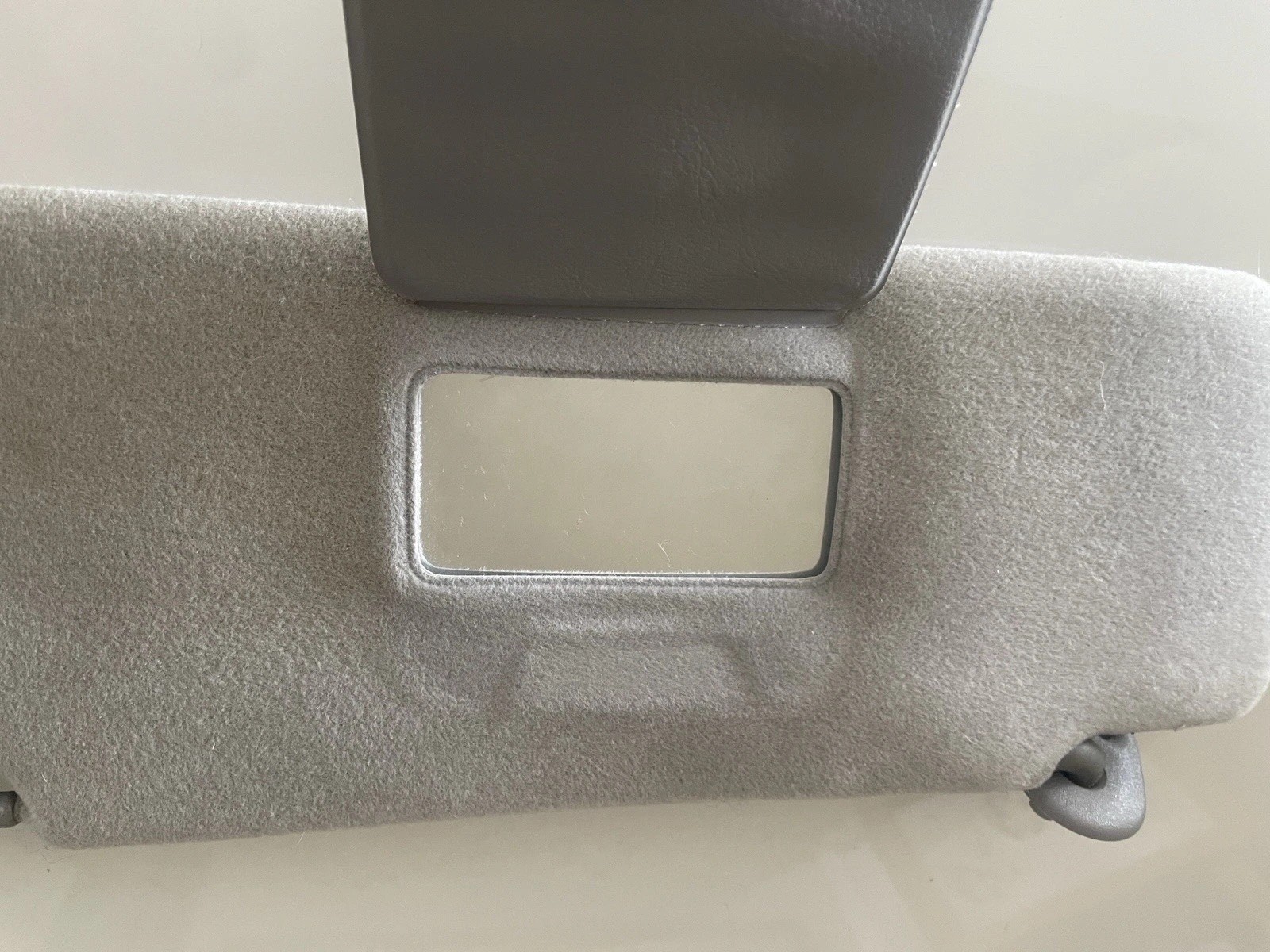 2001 2002 2003 TOYOTA PRIUS DRIVER SIDE SUN VISOR GRAY COLOR 29694054 TOYOTA OEM