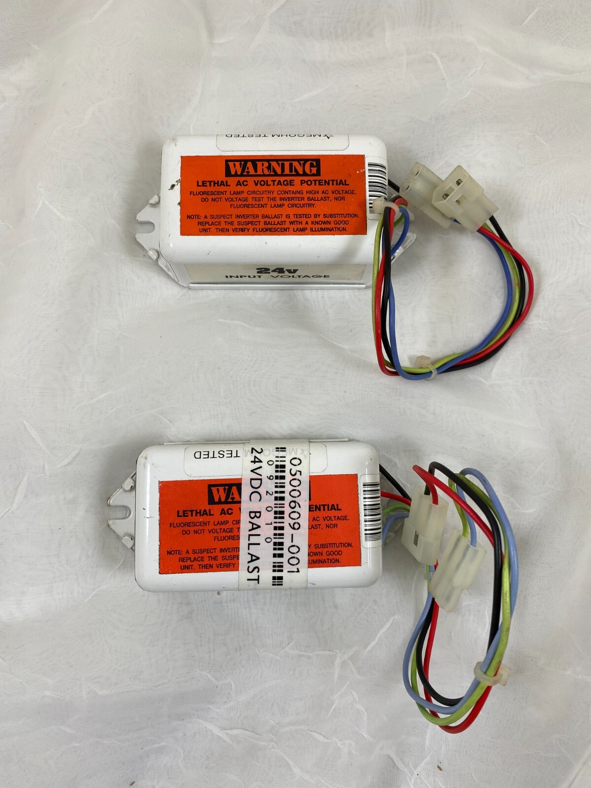 (2) LUMINATOR 500609-001 REV R 24VDC FLUORESCENT LAMP DC BALLAST NEW NO PACKAGE