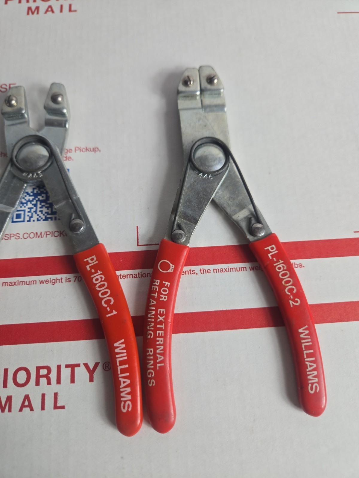 WILLIAMS CO TOOLS SNAP RING INTERNAL AND EXTERNAL PLIERS SET, ****NO TIPS*****