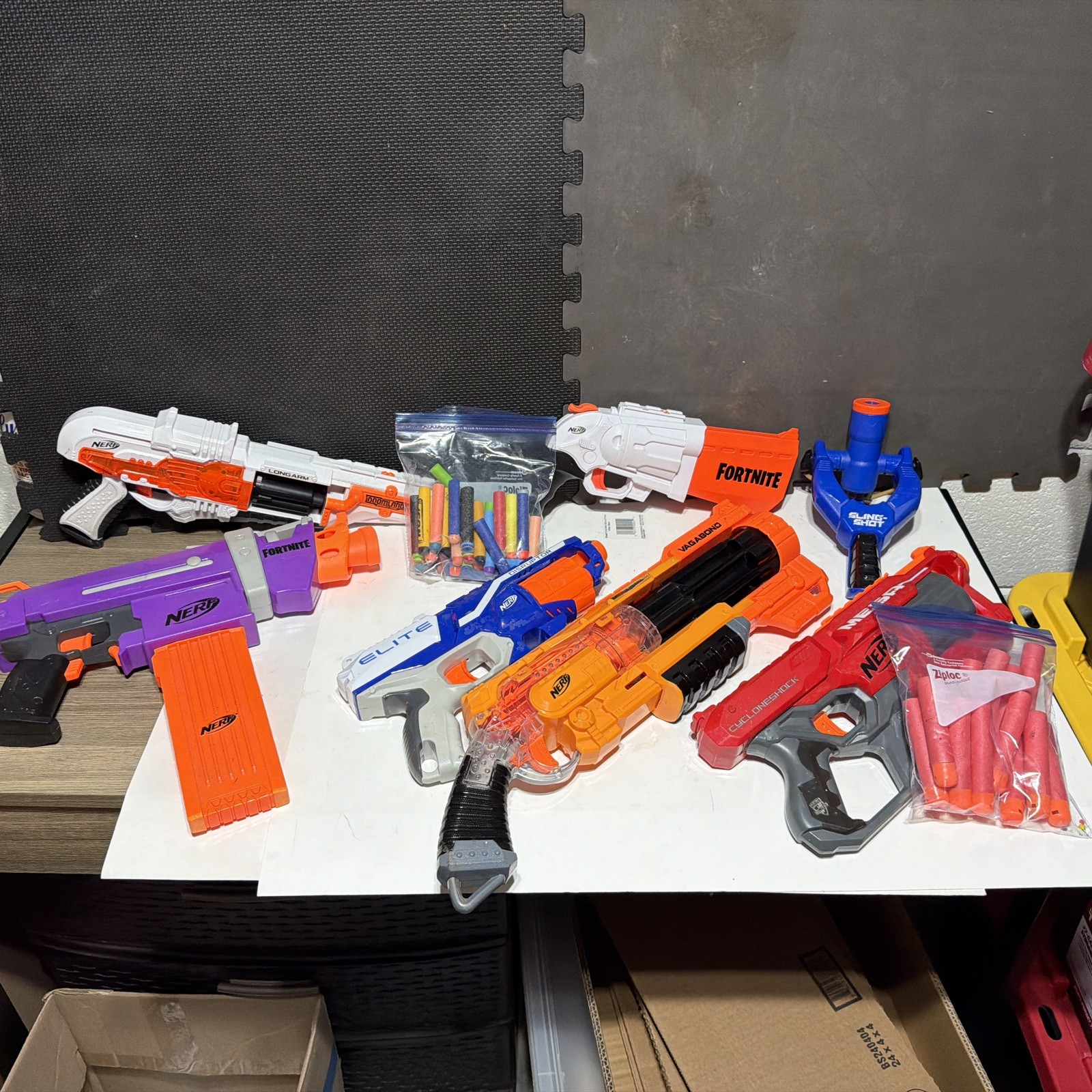 Nerf Blaster Lot   7 Guns /Elite /mega / zombie/fortnite/ all  work. 30+ darts
