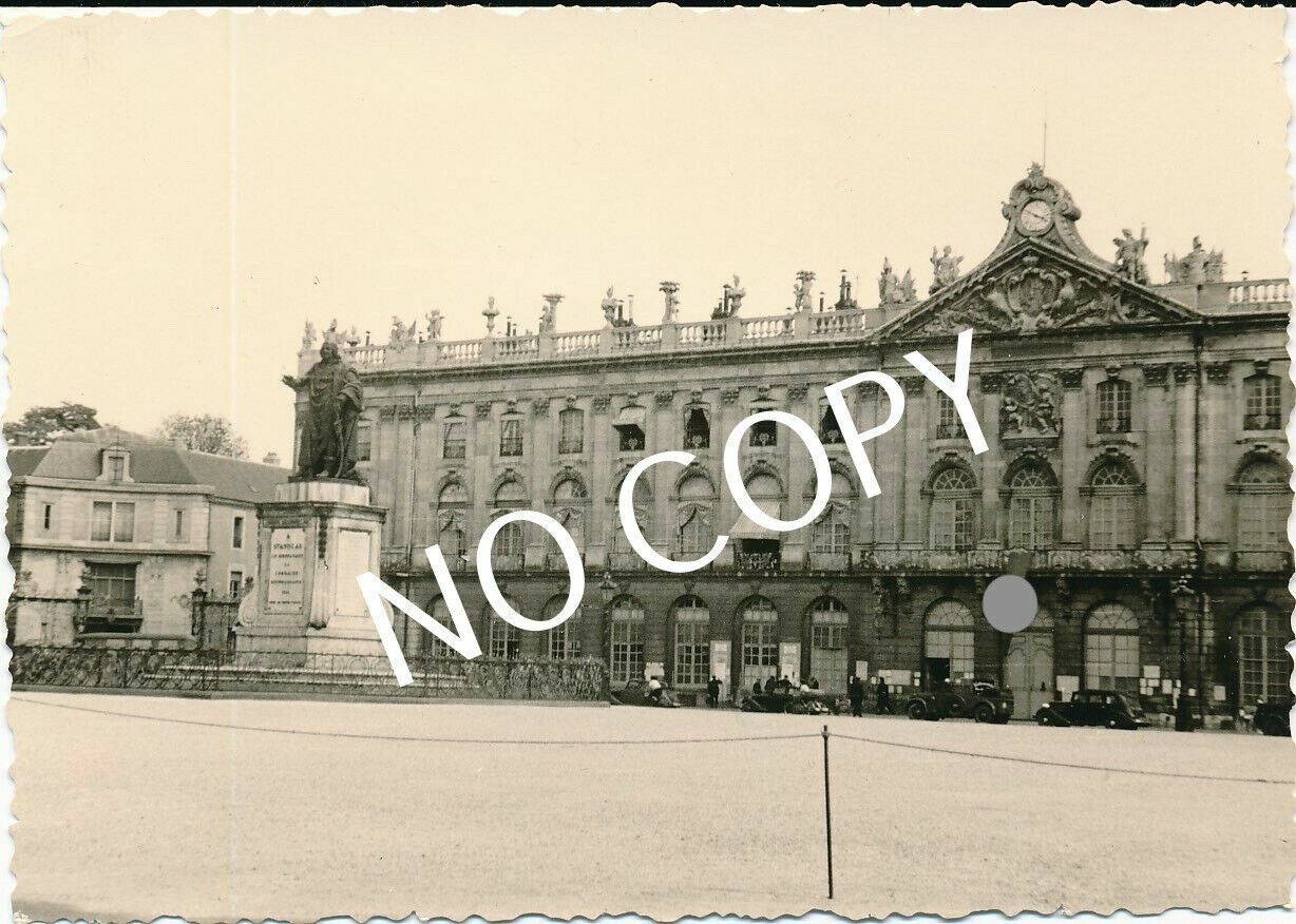 Photo WW II, Vehicles Wehrmacht Castle Quarter France B 1.36