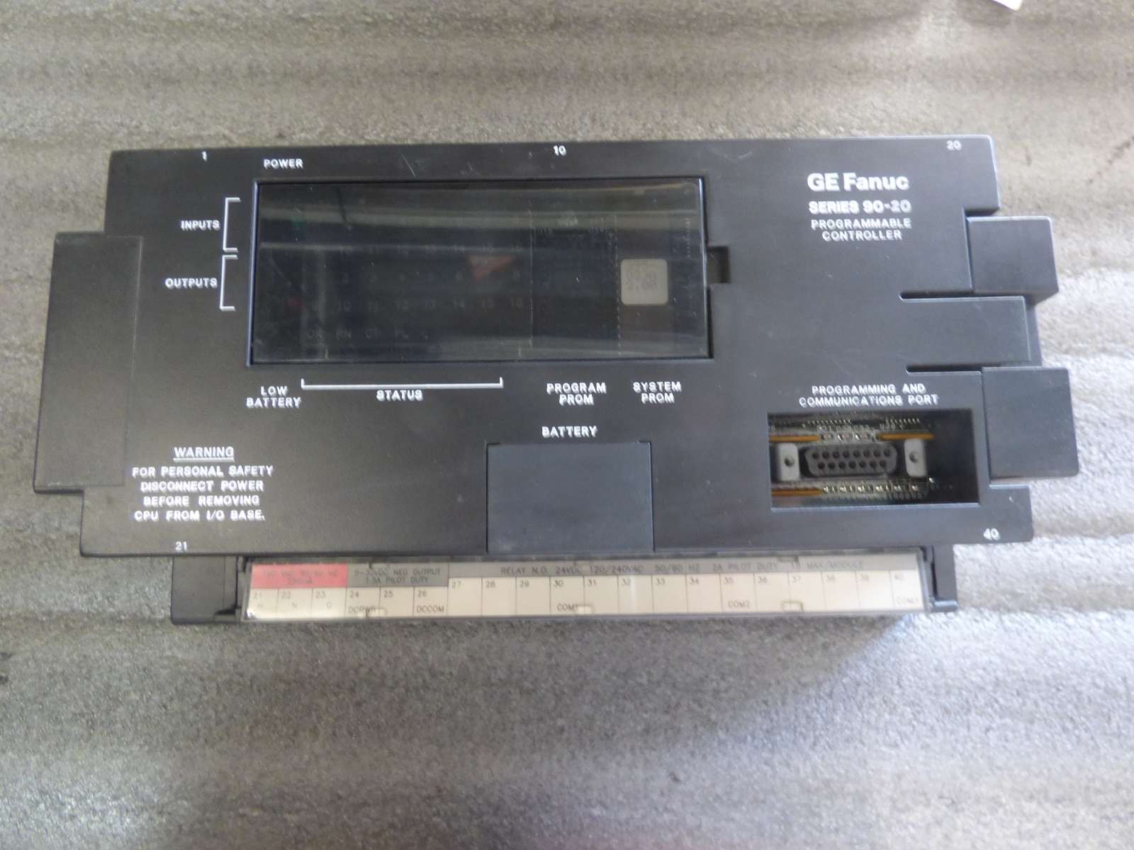 GE FANUC IC692MDR541C SERIES 90-20 PROGRAMMABLE CONTROLLER  24VDC