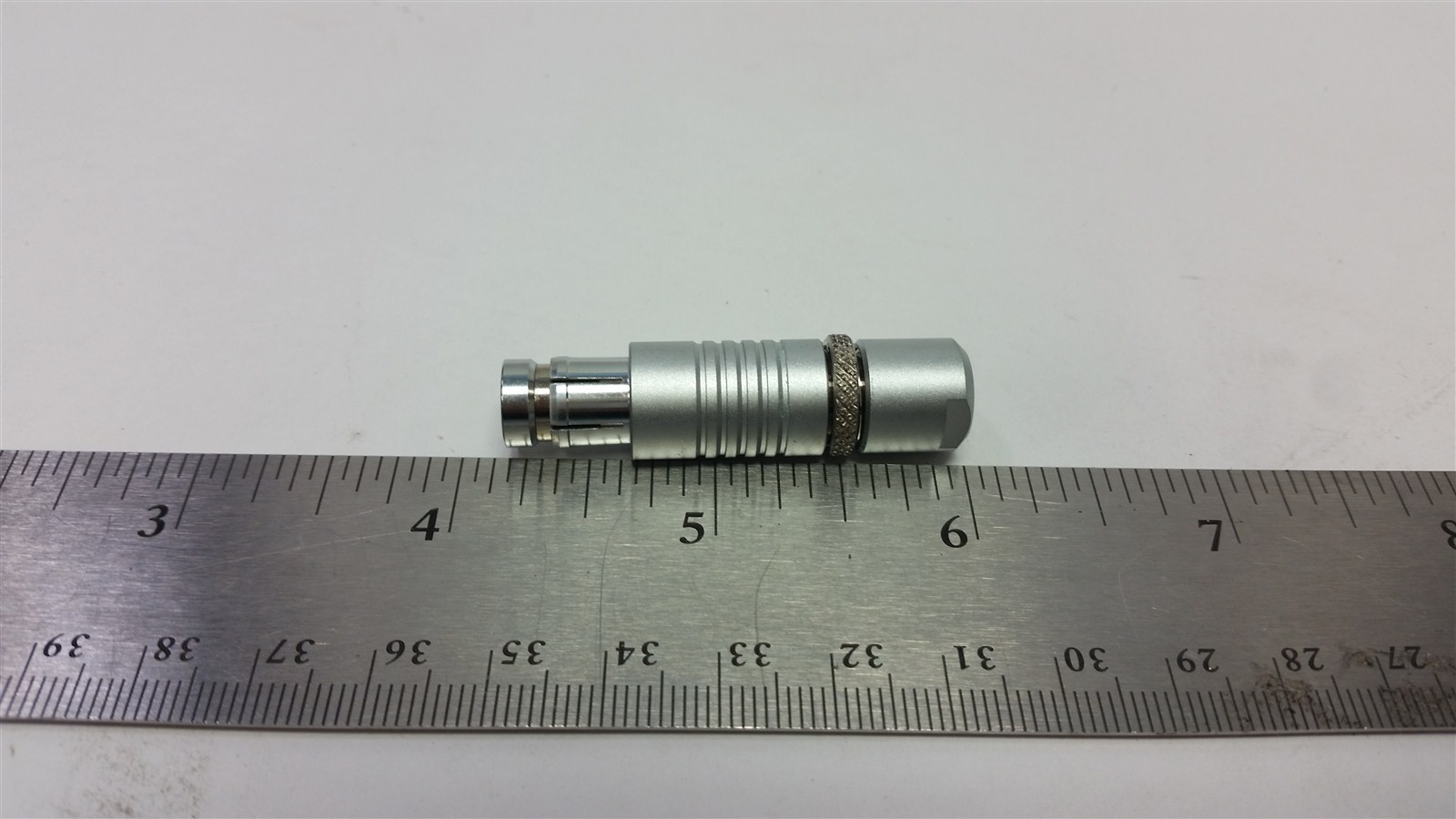 FISCHER 4 PIN PUSH-PULL CIRCULAR CONNECTOR SV 103 A053-130+