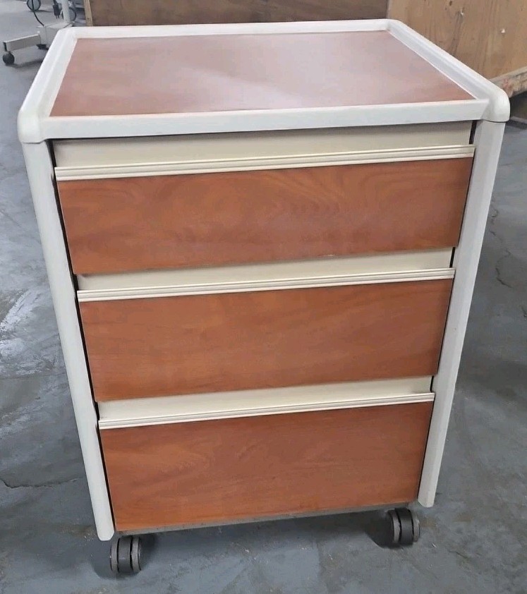 P2303B705 Hill-Rom Vista Rolling 3 Drawer Bedside Cabinet - In Good Condition!