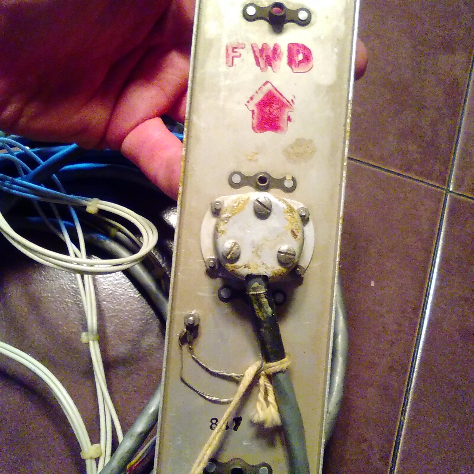 Narco ADF 140 & ADF 141, Backplate, connectors, Loop cable with wires