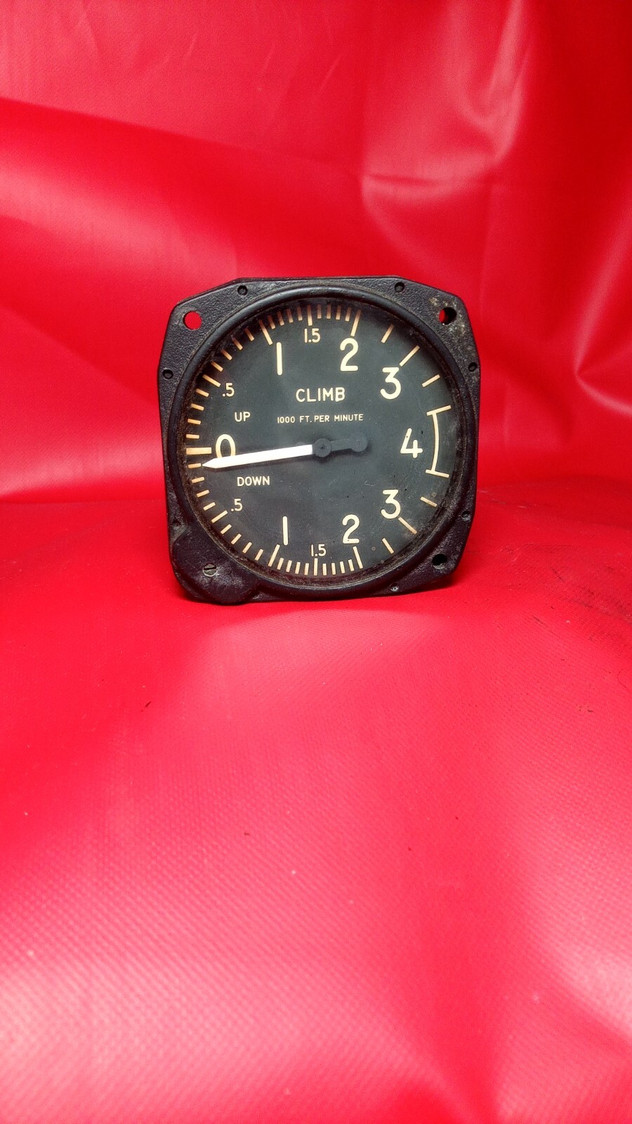 KARNISH INSTRUMENT RATE OF CLIMB INDICATOR 4000fpm