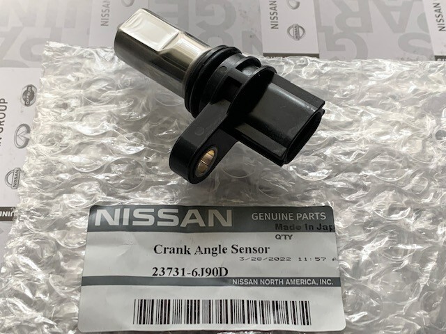 New OEM Nissan 350Z/Maxima/Frontier Camshaft Crank Position Sensor 23731-6J90D