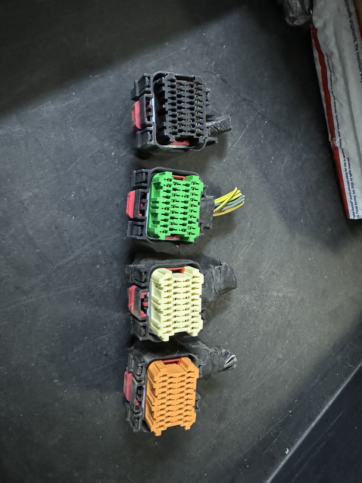 Chrysler - Dodge - Jeep ECU ECM PCM WIRING CONNECTORS NGC