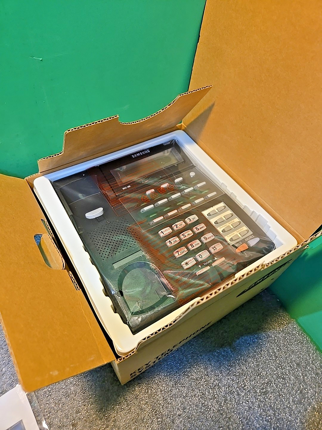 NEW Samsung Falcon iDCS 18D Phones Office Business Phone IDCS18D Warranty