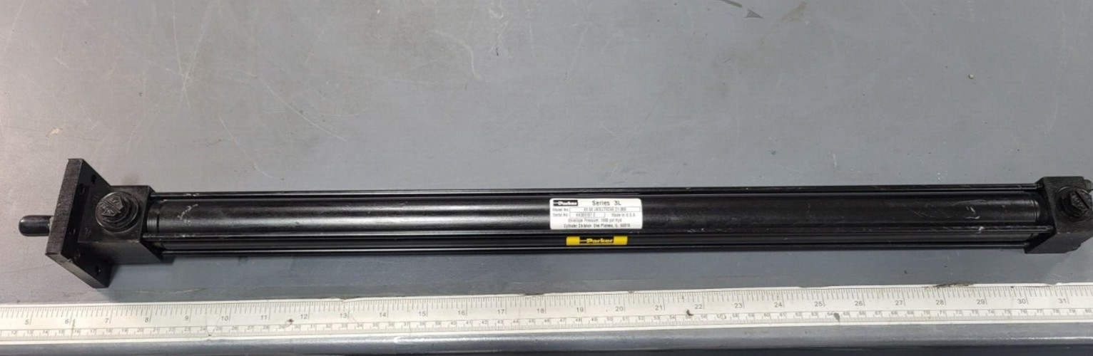 PARKER 01.00 JB3LLT24A 21.000 HYDRAULIC CYLINDER SERIES 3L 1900PSI, 0923D