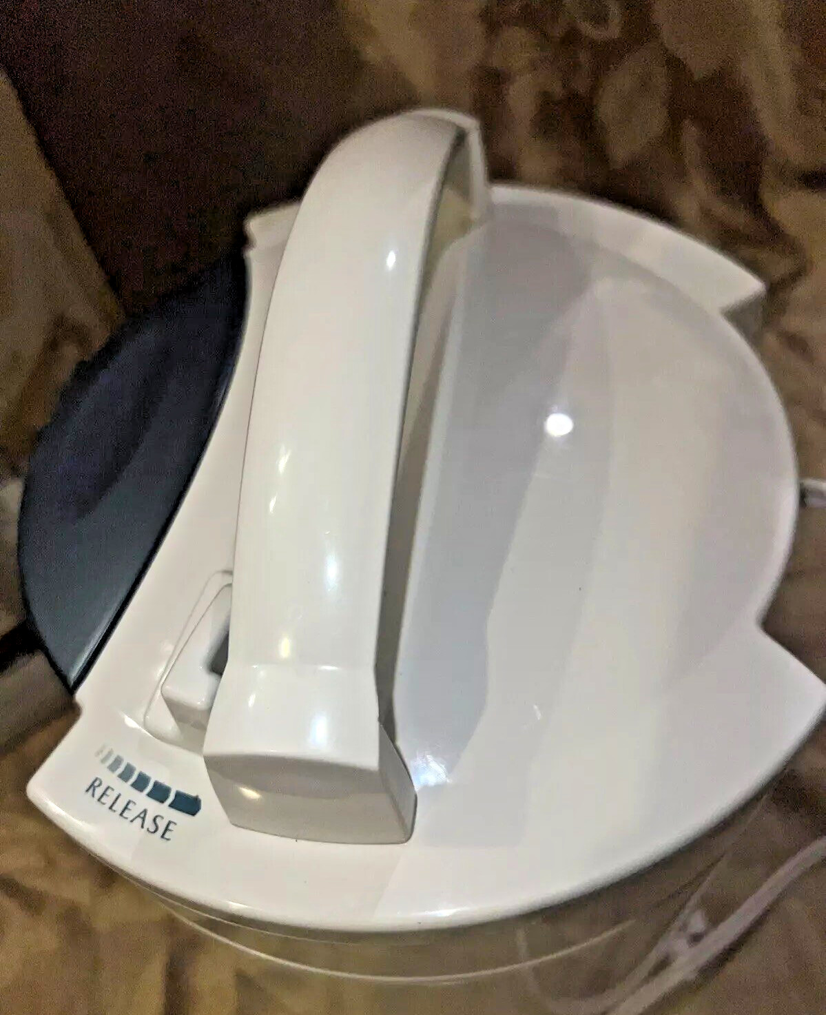 Black & Decker Lids Off Automatic Jar Opener JW200 White EUC