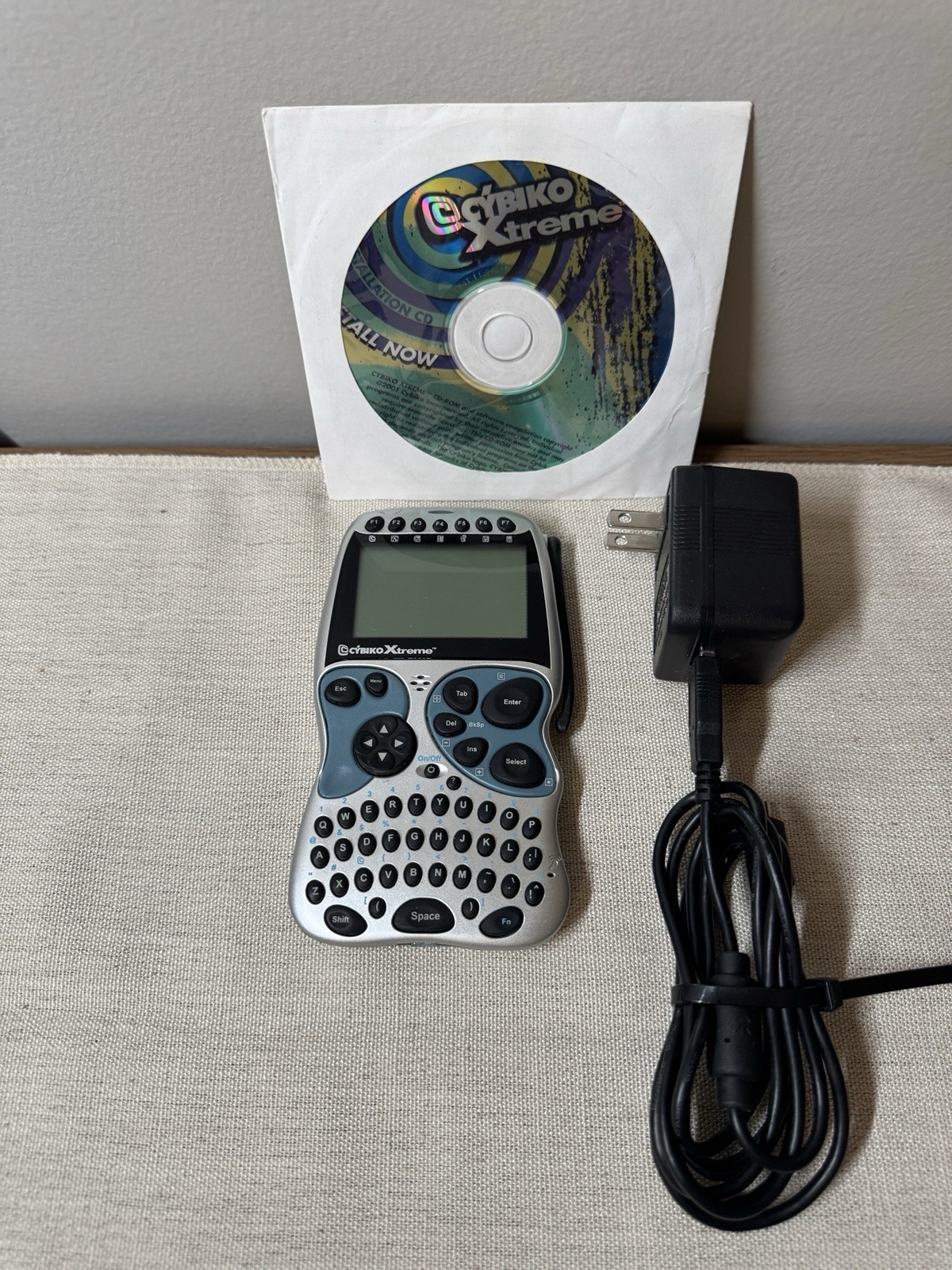 Rare Cybiko Xtreme Wireless Intertainment Vintage Computer - Working w/ Extra