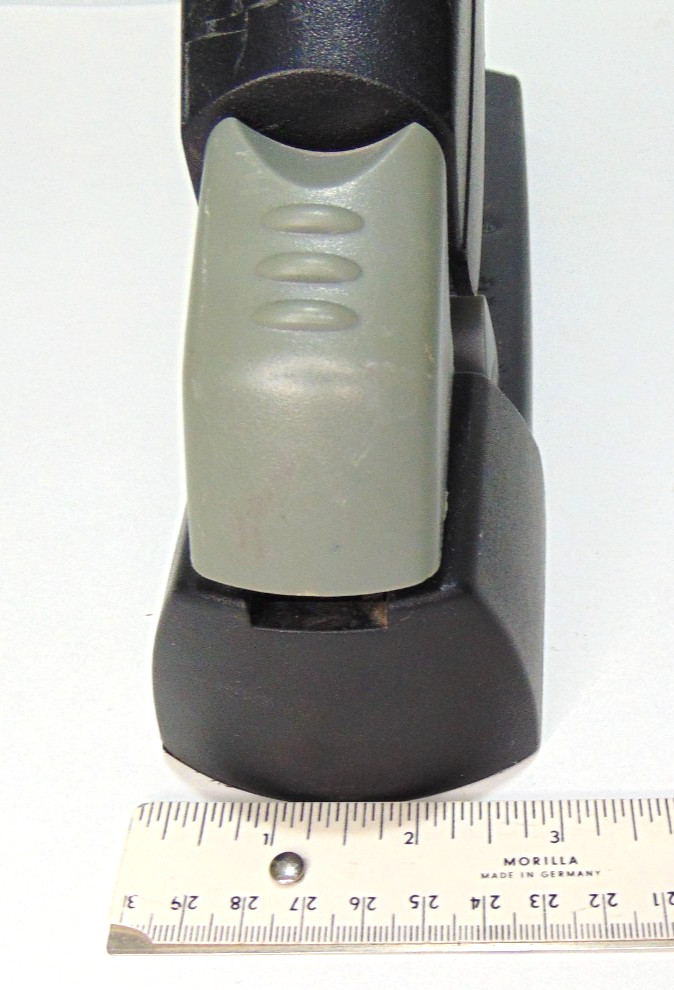 Swingline High-Capacity Heavy-Duty Stapler 210-Sheet Capacity Black/Gray 90002