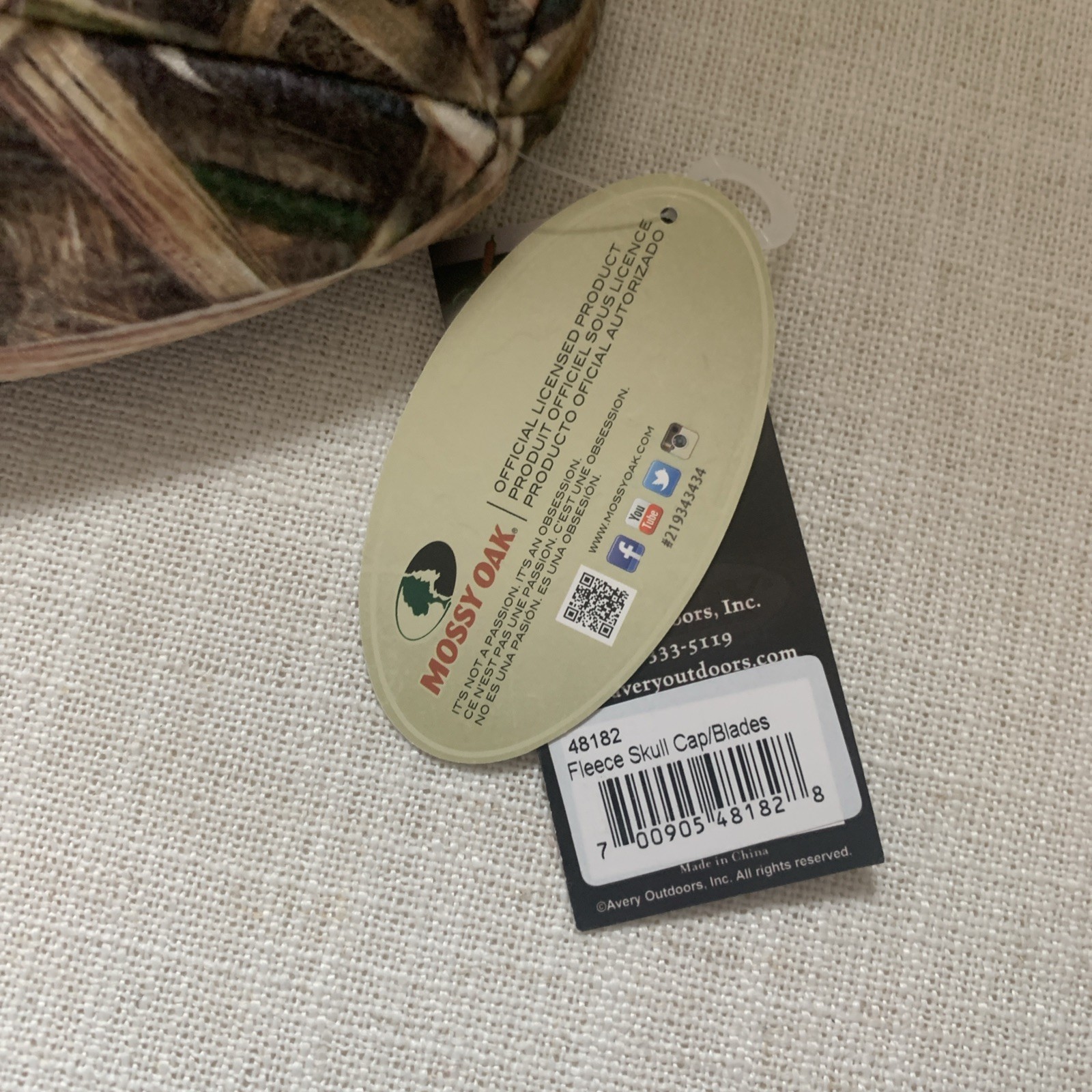 Avery Fleece Skull Cap/Blades One Size NWT