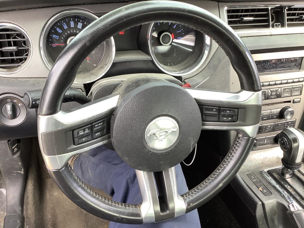 MUSTANG 2014 Glove Box 4926783