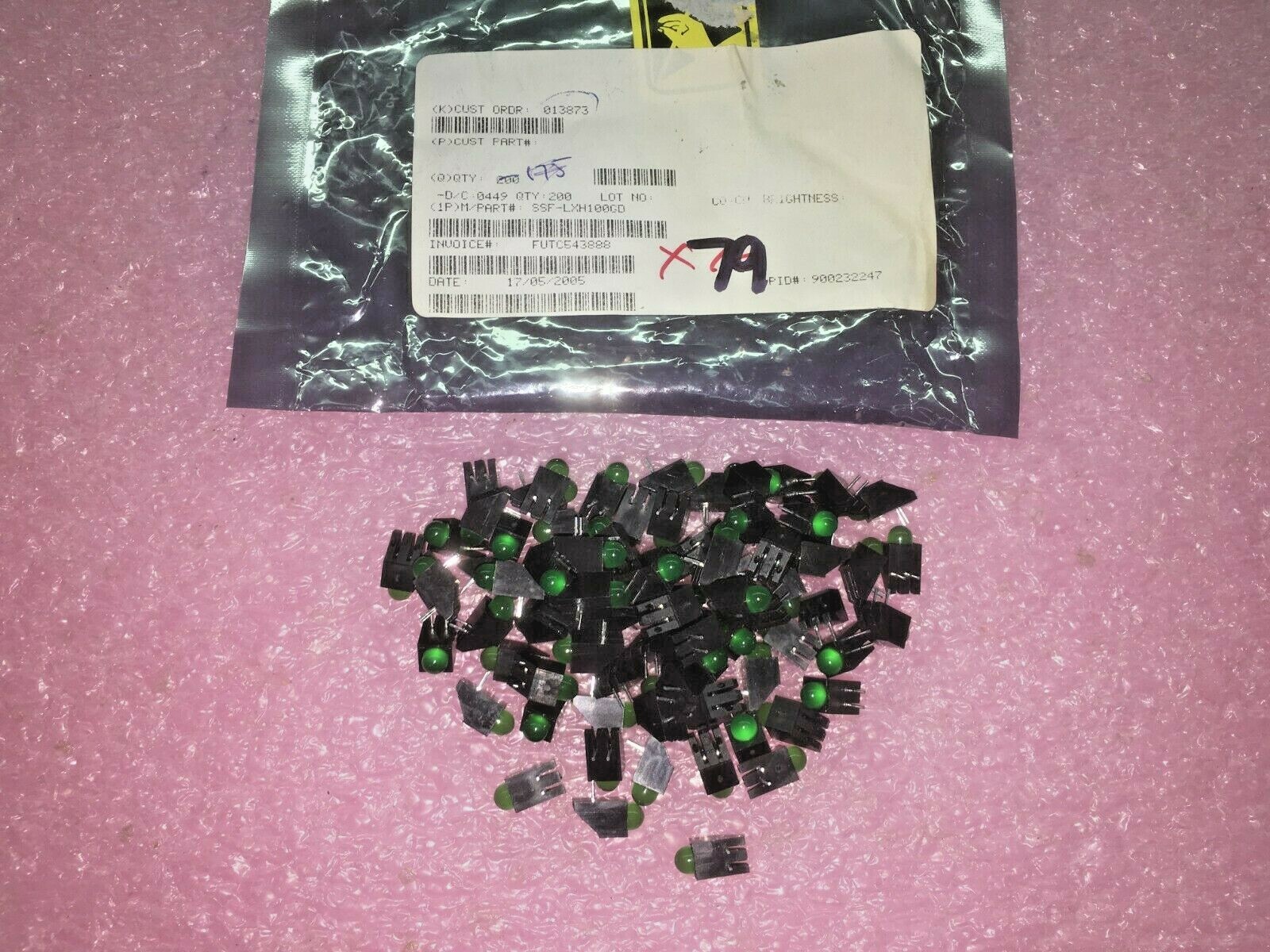 (79 PIECE LOT) SSF-LXH100GD, LUMEX, LED 5MM RA GREEN DIFF PC MOUNT RoHS