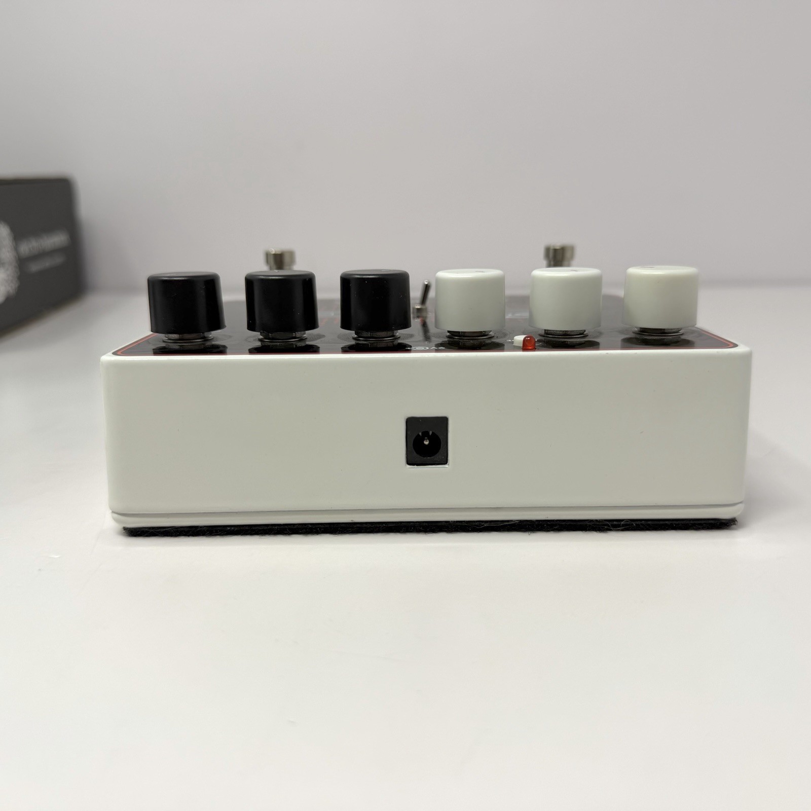 Electro Harmonix Soul POG Polyphonic Octave Generator Overdrive Effects Pedal