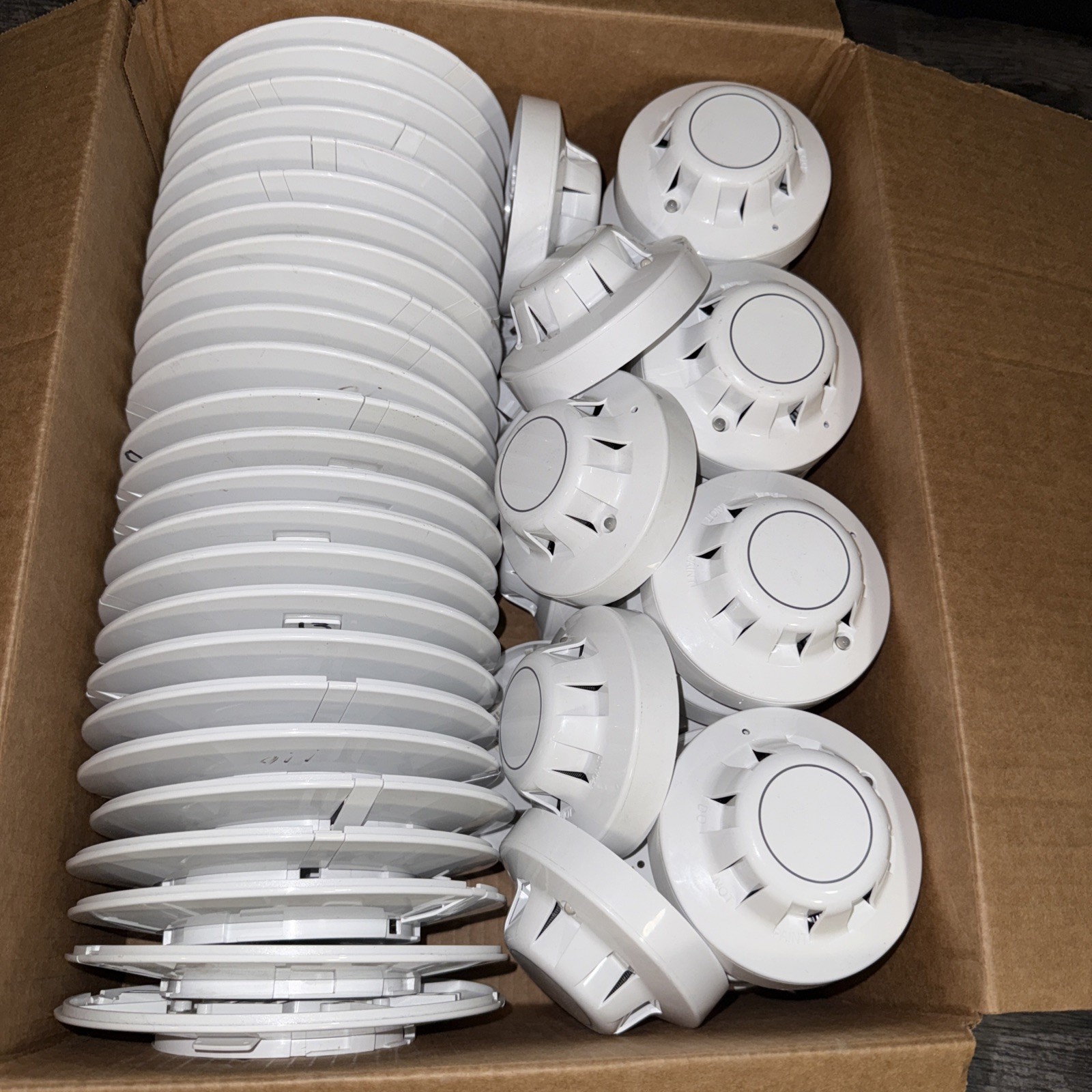 Pack of 25 pcs Apollo series optical smoke detector 55000-650APO