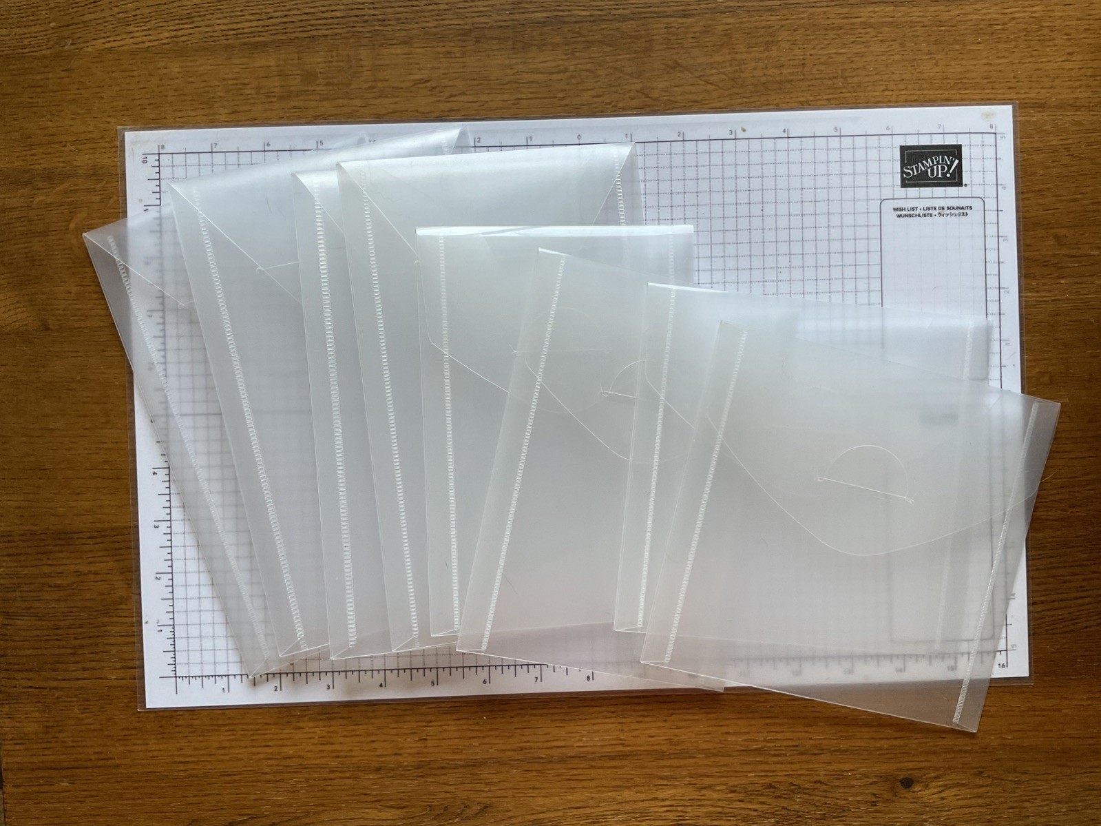STAMPIN UP!  PLASTIC CRAFT STORAGE ENVELOPES 3 SIZES POUCHES SET OF 8 FREE SHIP