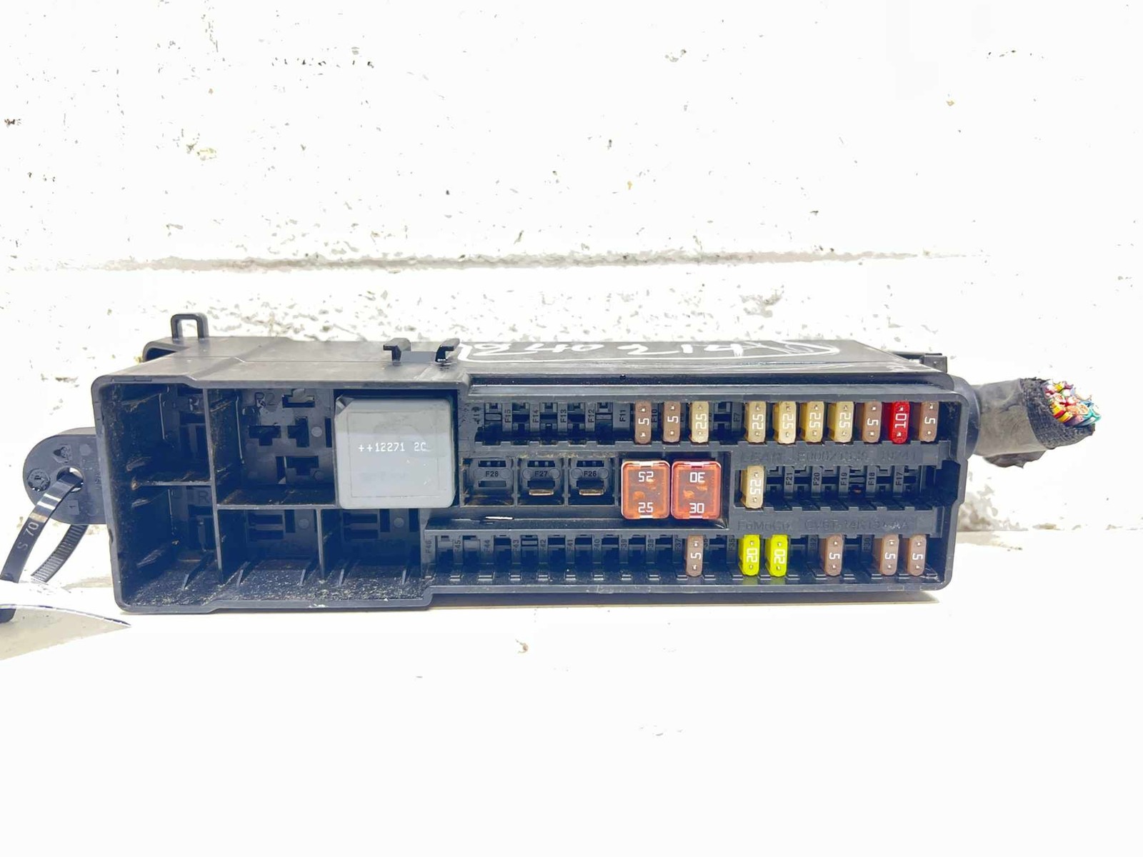 Engine Fuse Box FORD ESCAPE 13 14 15 16