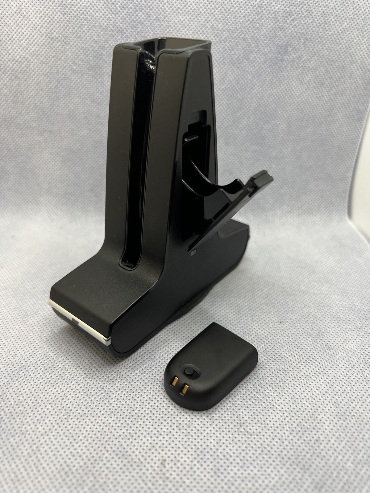 HP SAVI8240/8245 Deluxe Cradle with Battery 85R49AA