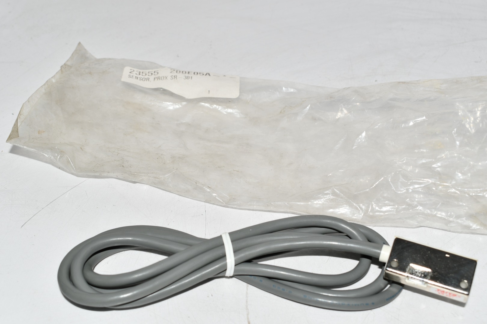 NEW Taiyo SR301 Reed Proximity Sensor