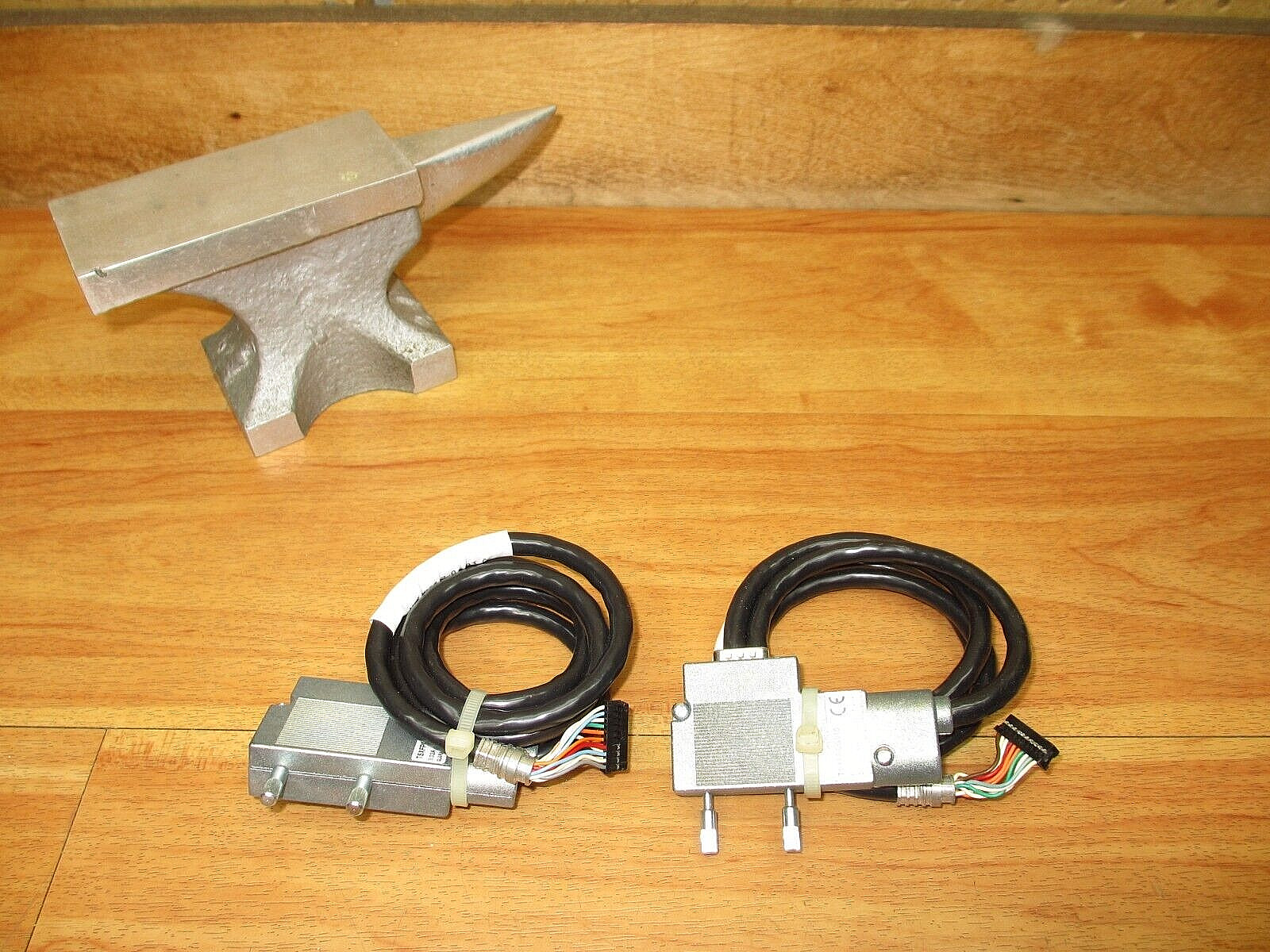 Schneider Electric TSXFPCG010 (LOT OF 2) *NEW* FIP/PCMCIA CORD W81490832-01