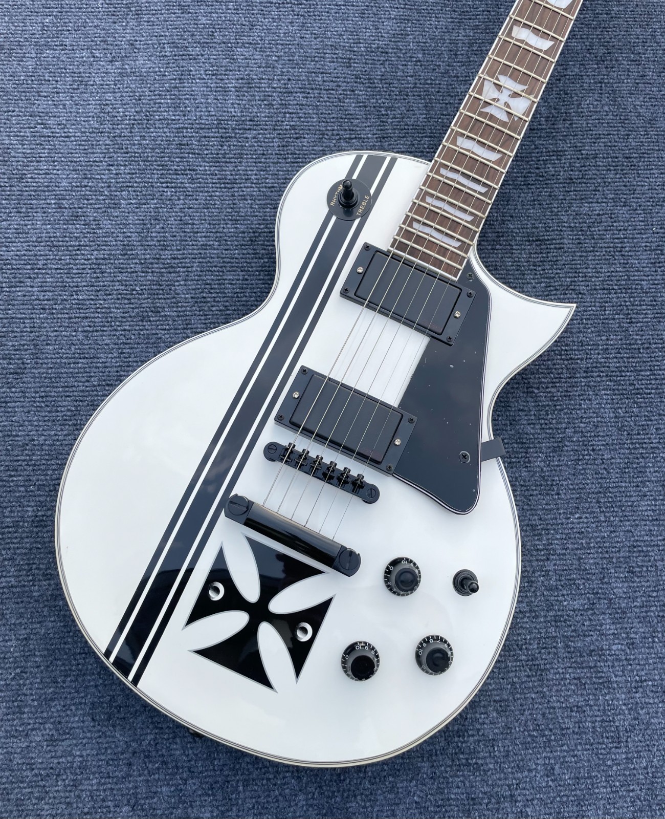 6 String Electric Guitar Bone Nut Active Pickup Glossy Finish SolidBody Guitarra