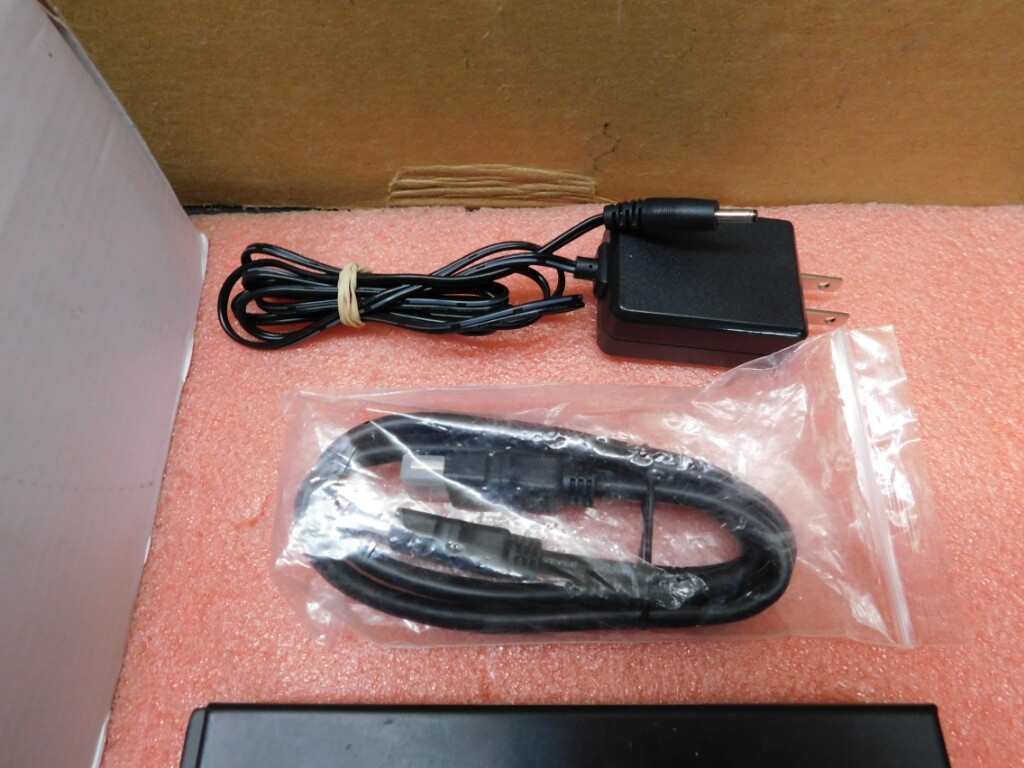 CENIQUE C610 UHD Android Media Player - Digital Signage Driver