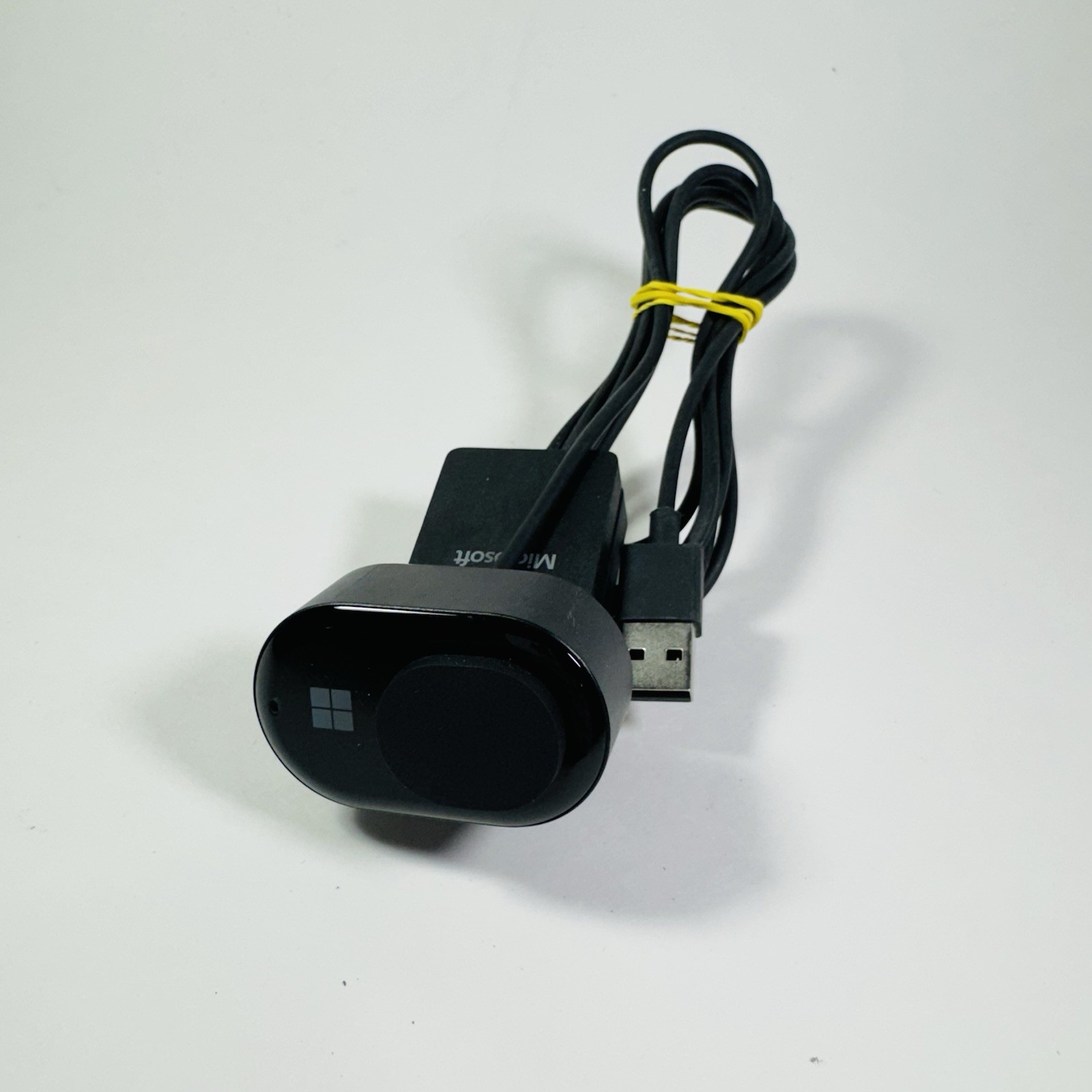 Microsoft Modern Webcam 1080p HD Noise Cancelling Mic Black