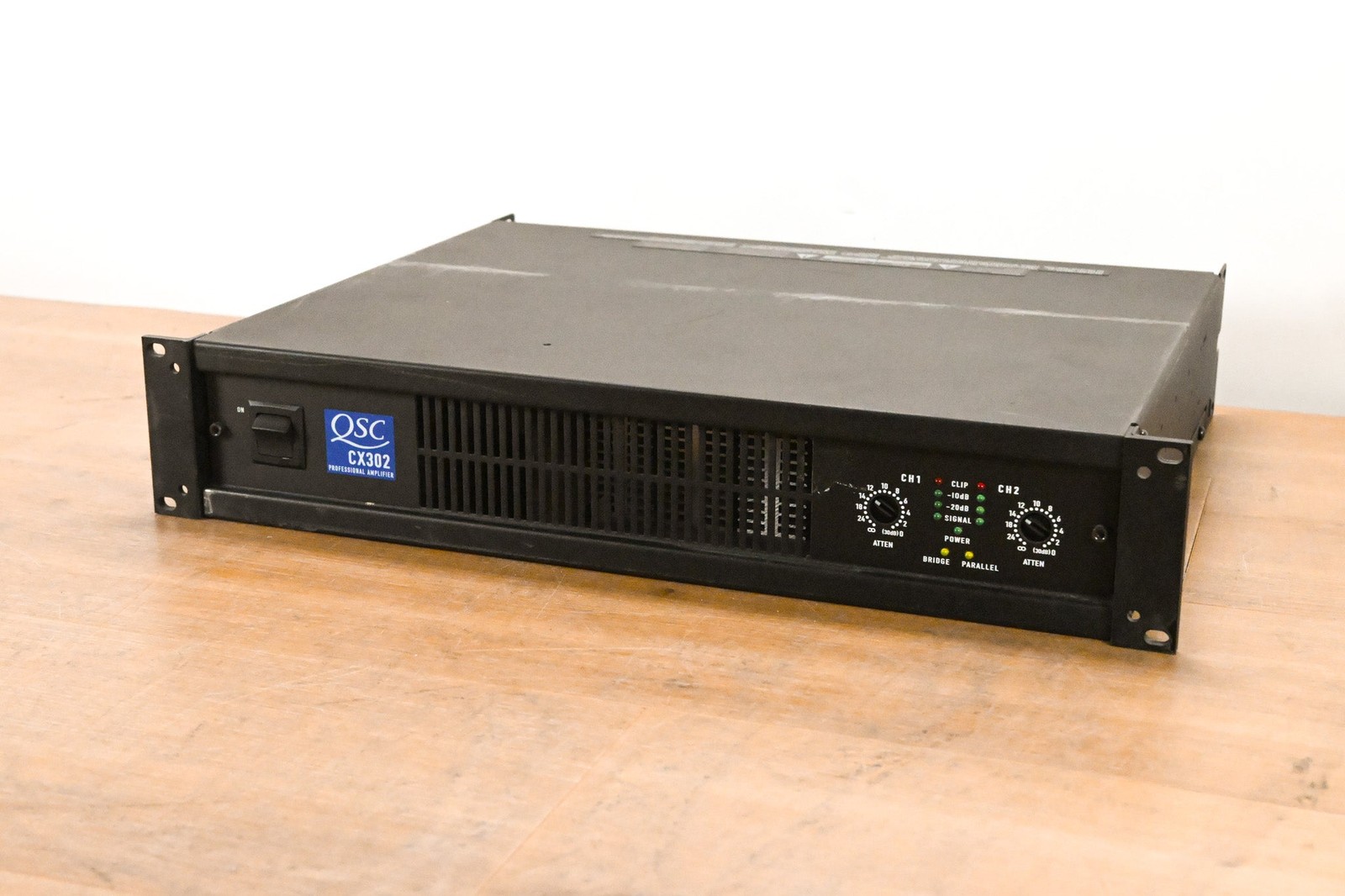 QSC CX302 2-Channel Power Amplifier CG0103N