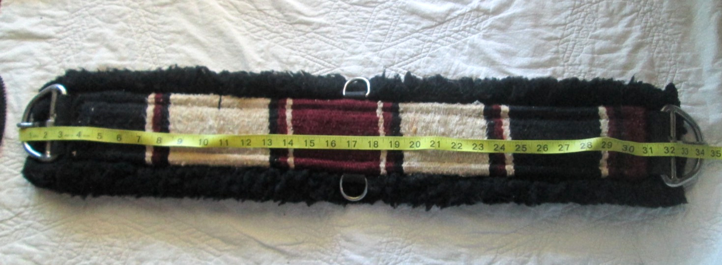34" WESTERN CINCH RED AND WHITE FLEECE
