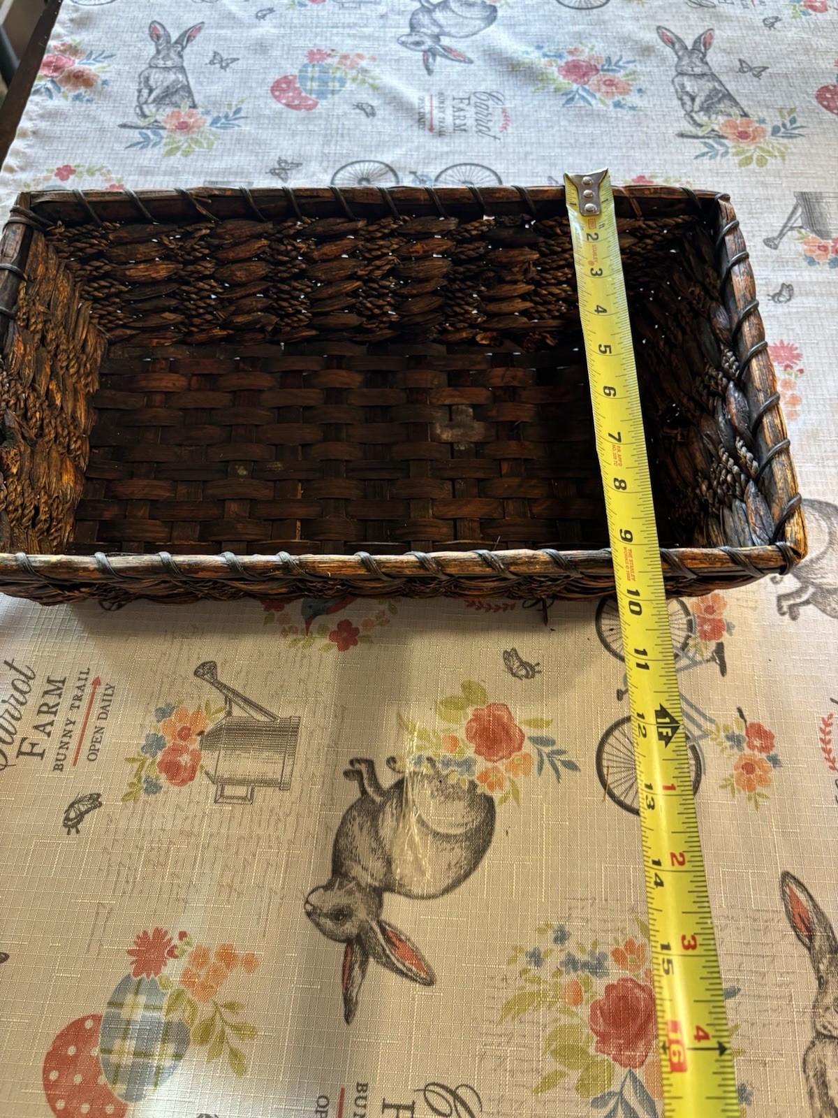 Rectangular woven basket