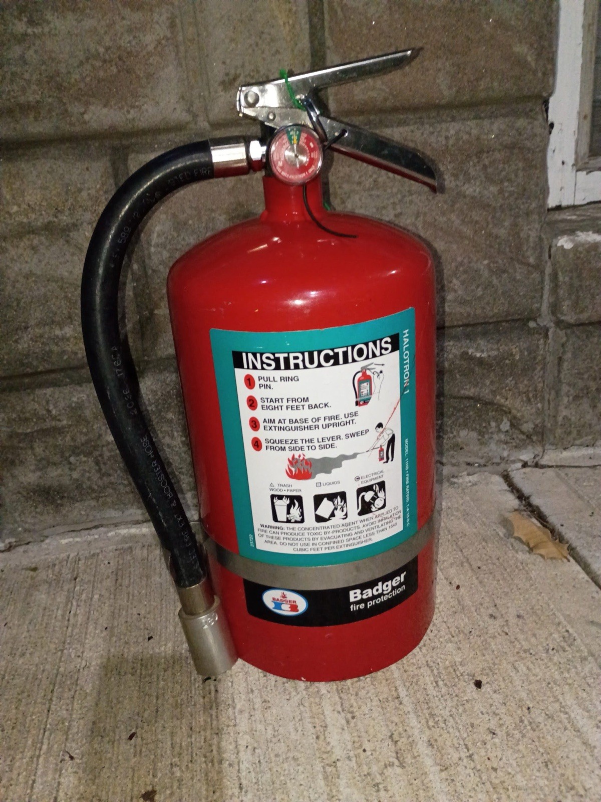 Badger Halotron I Fire Extinguisher 11 lbs Model 11 SA | Clean Agent |