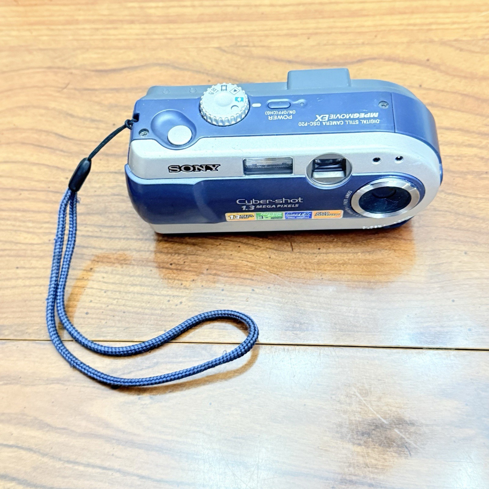 SONY Cyber-shot DSC-P20 1.3MP Compact Camera Blue/Silver - Tested and Working