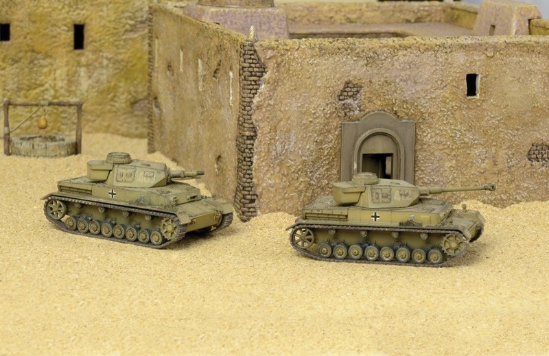 Italeri 7514 Sd.Kfz 161 Pz.Kpfw. IV F1 (Fast Assembly) 1/72 Scale Kits